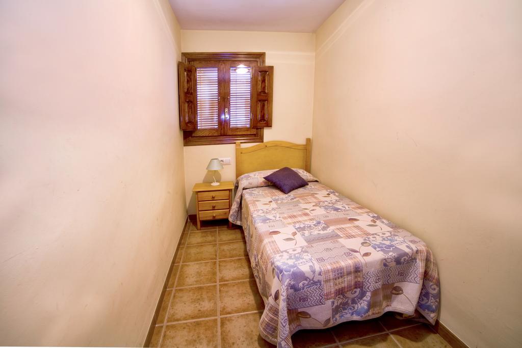 Apartamentos Prades Morella Quarto foto