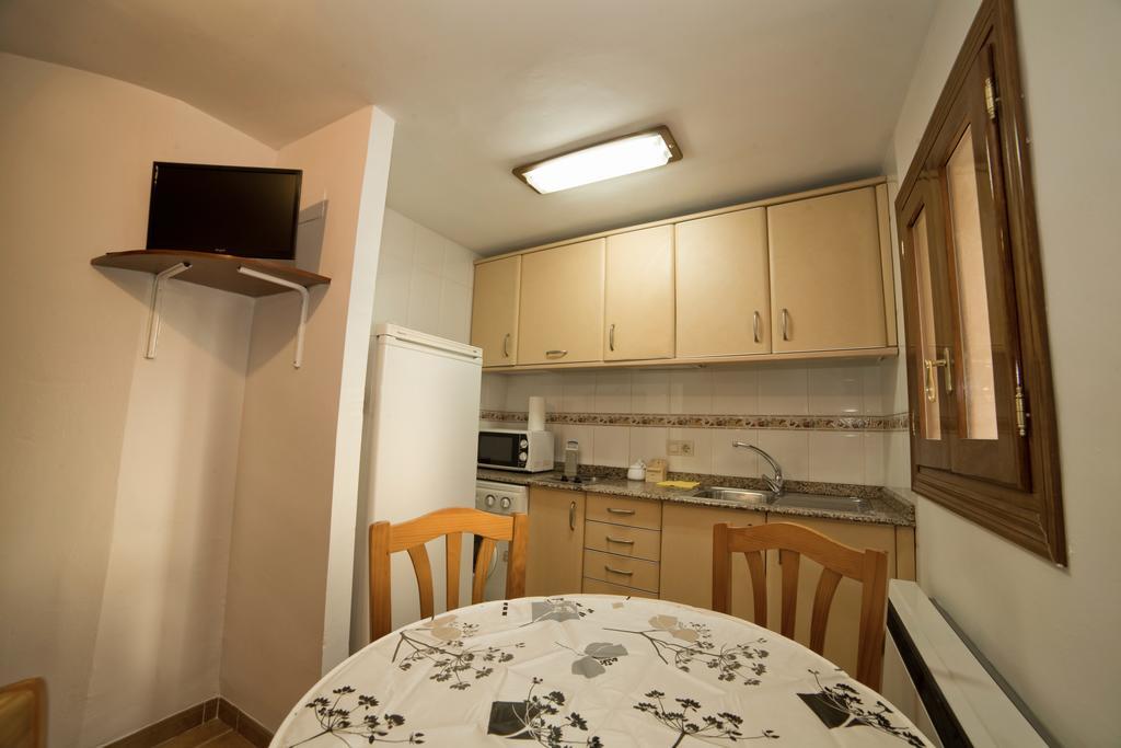 Apartamentos Prades Morella Quarto foto